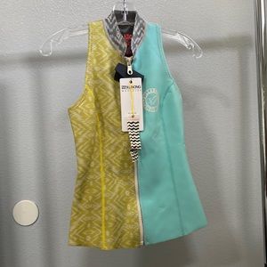 Billabong front zip sleeveless wetsuit top